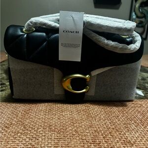 Tabby Shoulder Bag 26 With Pillow Quilting